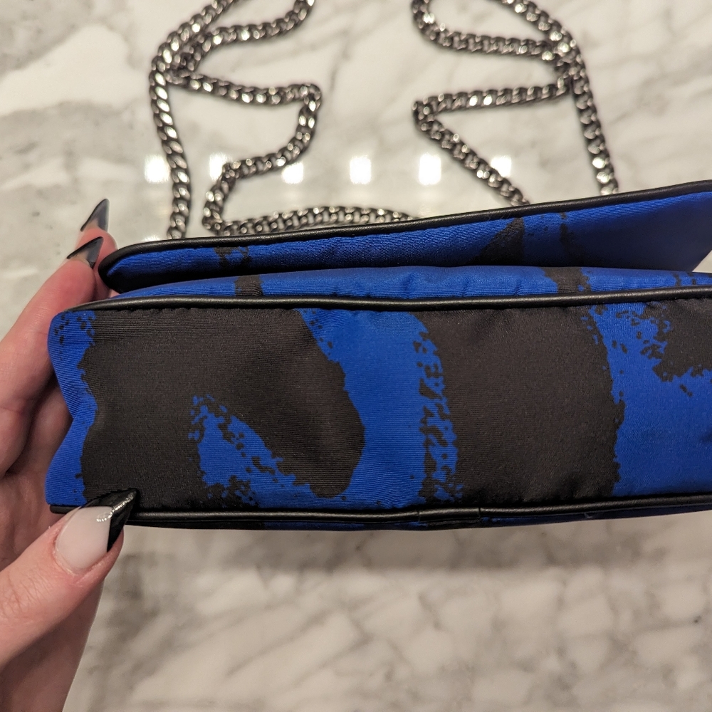 NWOT Alexander McQueen Graffiti Printed Shoulder Bag - Picture 6 of 7